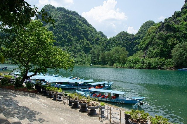 pen_ash-river-8105970_640